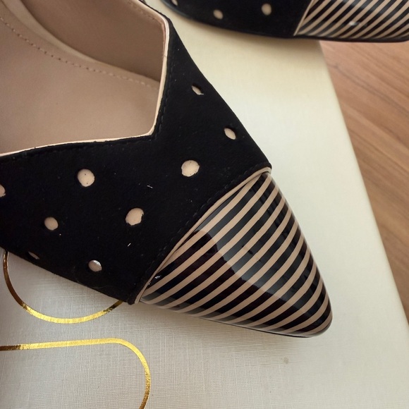 Joan & David Black Suede Pointed Pumps with Striped Cap - Picture 3 of 4
